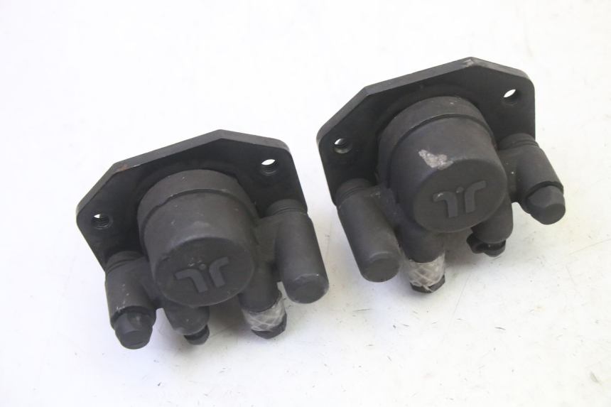 photo de ZACISK HAMULCA TYLNEGO QUADRO 4 4D 350 (2015 - 2018) - Widok ogólny