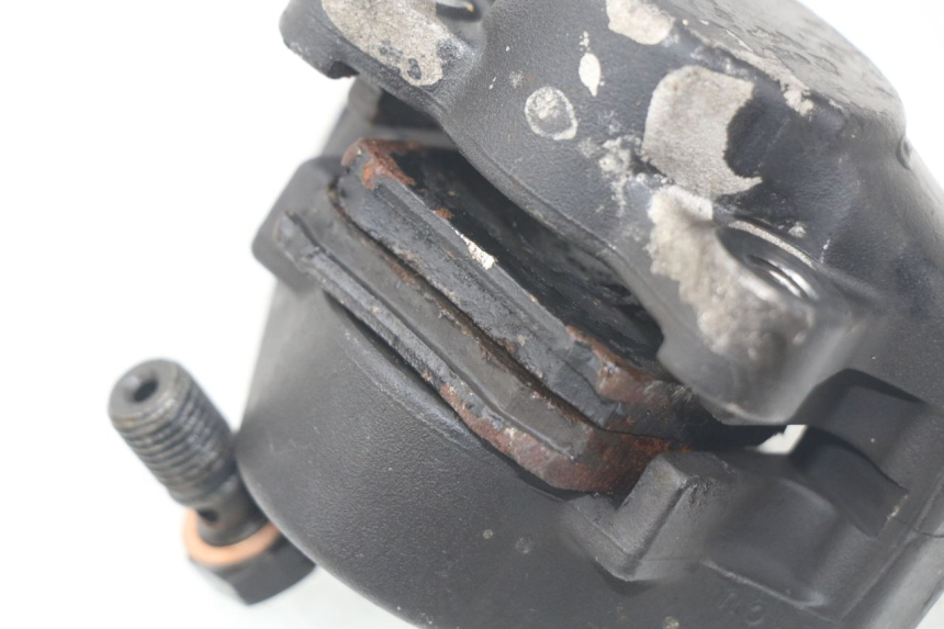 photo de ZACISK HAMULCA TYLNEGO YAMAHA AEROX NAKED 2T 50 (2013 - 2017) - Inny kąt widzenia