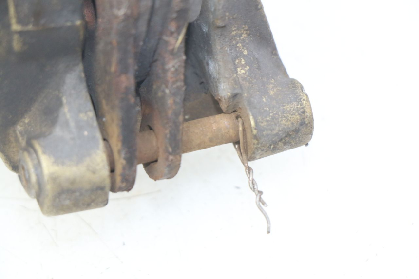 photo de ZACISK HAMULCA TYLNEGO HONDA CB 500 (1997 - 2003) - Szczegół części