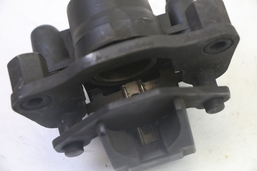 photo de ZACISK HAMULCA TYLNEGO PEUGEOT CITYSTAR 50 (2013 - 2017) - Punkty mocowania