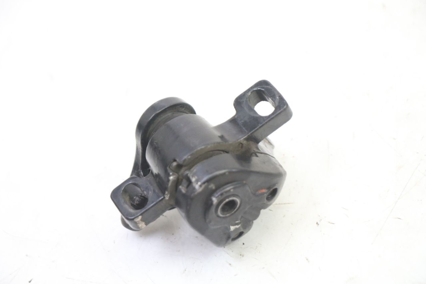 photo de ZACISK HAMULCA TYLNEGO URBANGLIDE E-CROSS PRO 1 - Zbliżenie techniczne