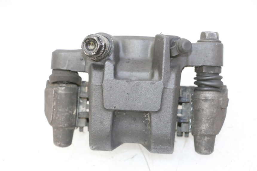 photo de ZACISK HAMULCA TYLNEGO HONDA FES S-WING SWING ABS 125 (2007 - 2015) - Zbliżenie techniczne