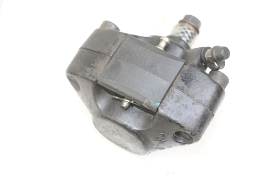 photo de ZACISK HAMULCA TYLNEGO SYM FIDDLE 3 III 125 (2014 - 2020) - Zbliżenie techniczne