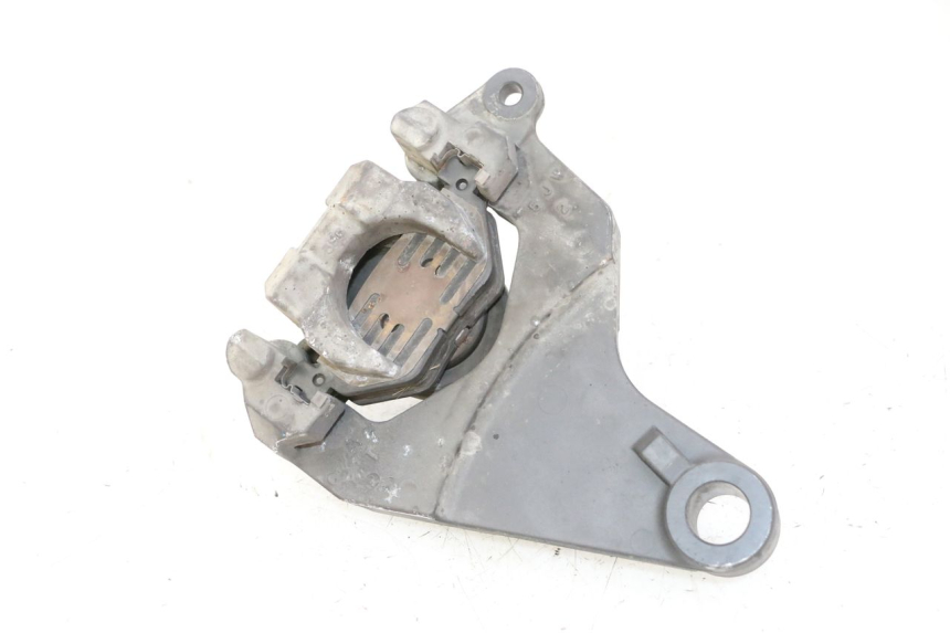 photo de ZACISK HAMULCA TYLNEGO YAMAHA FJR ABS 1300 (2016 - 2020) - Inny kąt widzenia