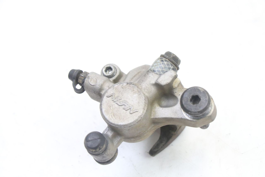 photo de ZACISK HAMULCA TYLNEGO KAWASAKI KX F KXF 450 (2009 - 2011) - Widok główny