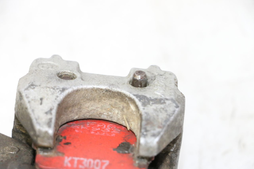 photo de ZACISK HAMULCA TYLNEGO KAWASAKI KX 65 (2000 - 2019) - Inny kąt widzenia