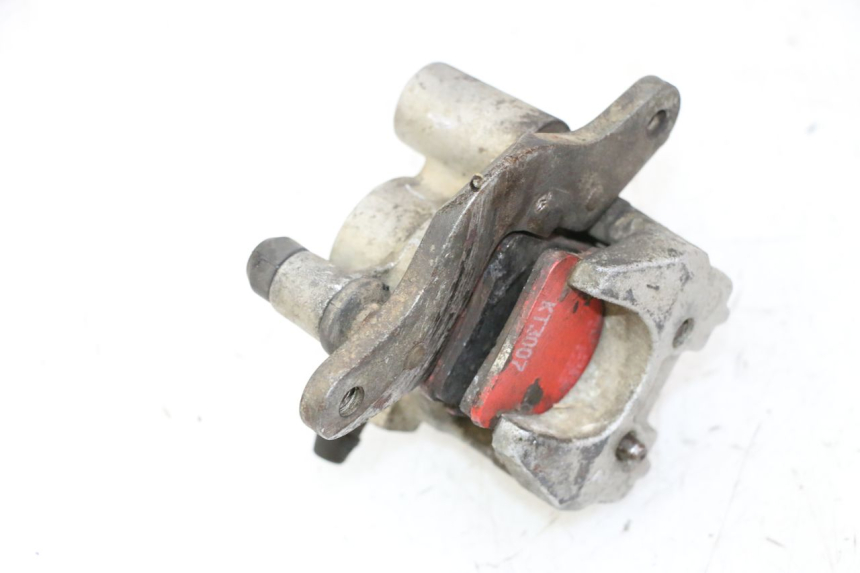 photo de ZACISK HAMULCA TYLNEGO KAWASAKI KX 65 (2000 - 2019) - Zbliżenie techniczne