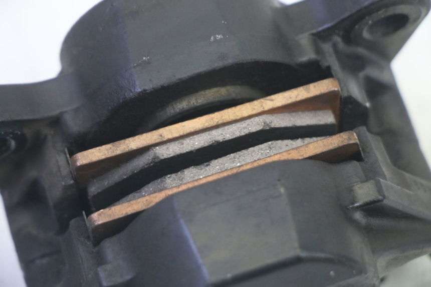 photo de ZACISK HAMULCA TYLNEGO PIAGGIO MP3 125 (2006 - 2014) - Punkty mocowania