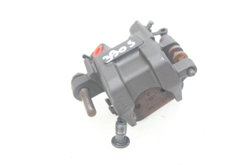 photo de ZACISK HAMULCA TYLNEGO YAMAHA MT-07 MT07 ABS 700 (2014 - 2017) - Zbliżenie techniczne