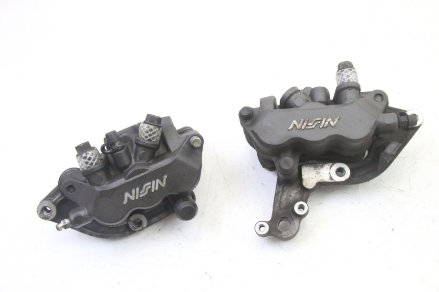 photo de ZACISK HAMULCA TYLNEGO HONDA NTV DEAUVILLE ABS 700 (2007 - 2016) - Widok główny