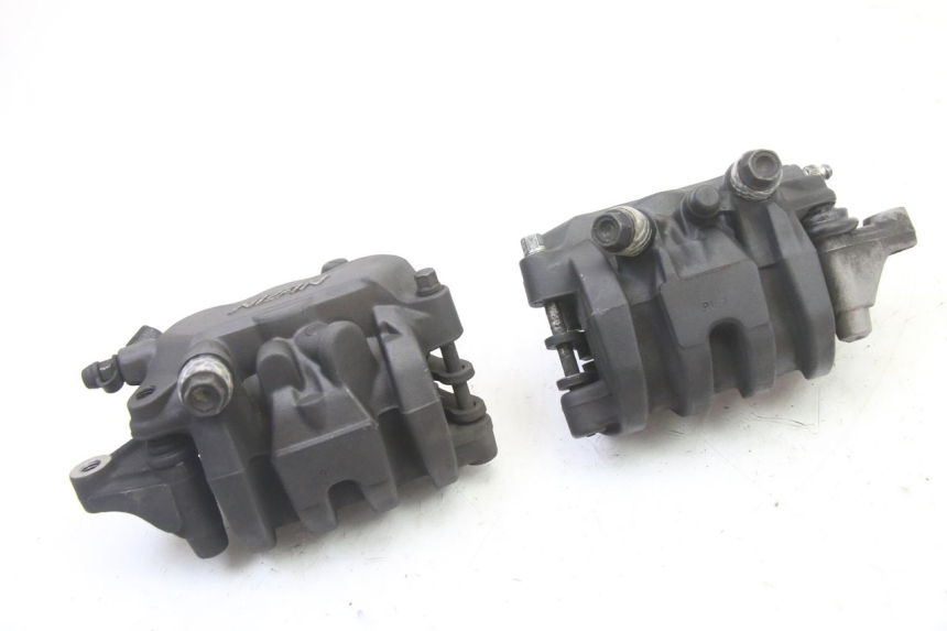 photo de ZACISK HAMULCA TYLNEGO HONDA NTV DEAUVILLE ABS 700 (2007 - 2016) - Inny kąt widzenia