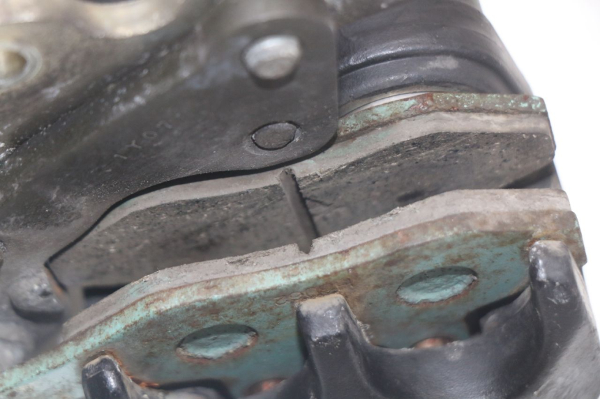 photo de ZACISK HAMULCA TYLNEGO PIAGGIO BEVERLY 125 (1998 - 2005) - Punkty mocowania