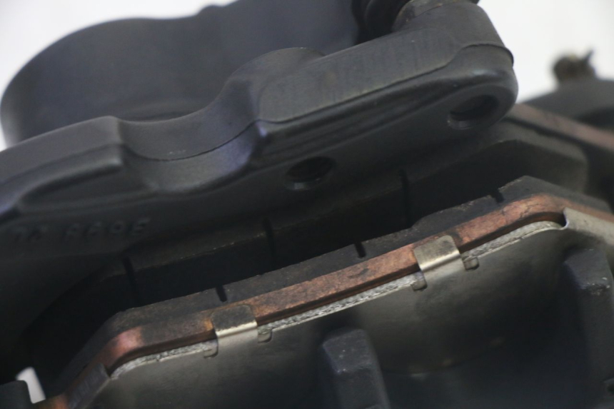 photo de ZACISK HAMULCA TYLNEGO BMW R GS 1250 (2021 - 2024) - Stan powierzchni