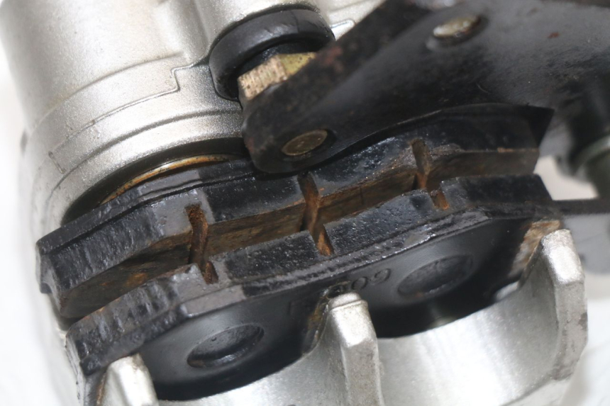 photo de ZACISK HAMULCA TYLNEGO REGAL RAPTOR RAXTER 2 125 (2007 - 2015) - Punkty mocowania