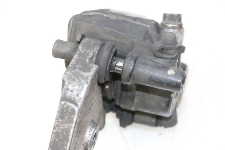 photo de ZACISK HAMULCA TYLNEGO PEUGEOT SATELIS 125 (2013 - 2018) - Szczegół części