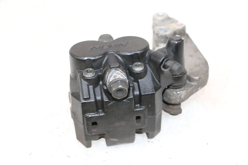 photo de ZACISK HAMULCA TYLNEGO PEUGEOT SATELIS 125 (2013 - 2018) - Szczegół części