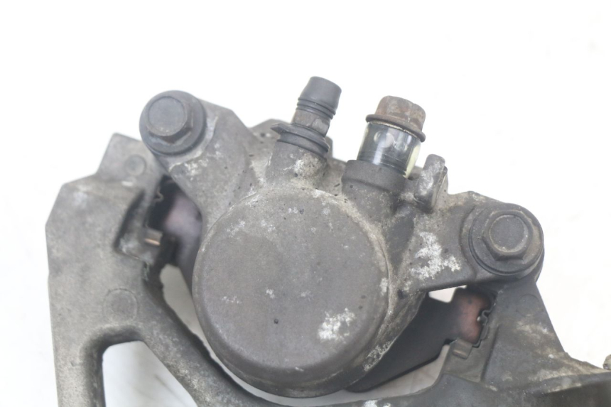 photo de ZACISK HAMULCA TYLNEGO YAMAHA TDM ABS 900 (2002 - 2014) - Szczegół części