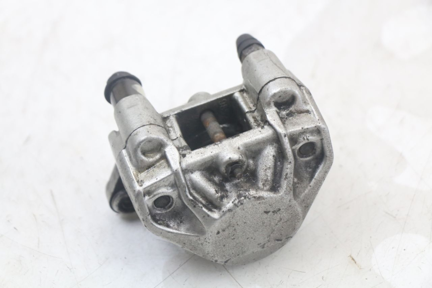 photo de ZACISK HAMULCA TYLNEGO YAMAHA XMAX X-MAX 125 (2006 - 2009) - Zbliżenie techniczne