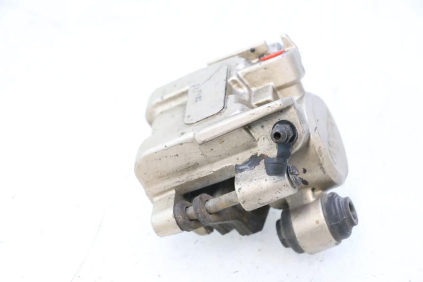 photo de TARCZA HAMULCOWA TYLNA HONDA XRV AFRICA TWIN 750 (1990 - 1992) - Zbliżenie techniczne