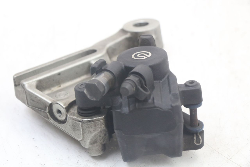 photo de ZACISK HAMULCA TYLNEGO YAMAHA XT X 660 (2004 - 2016) - Inny kąt widzenia