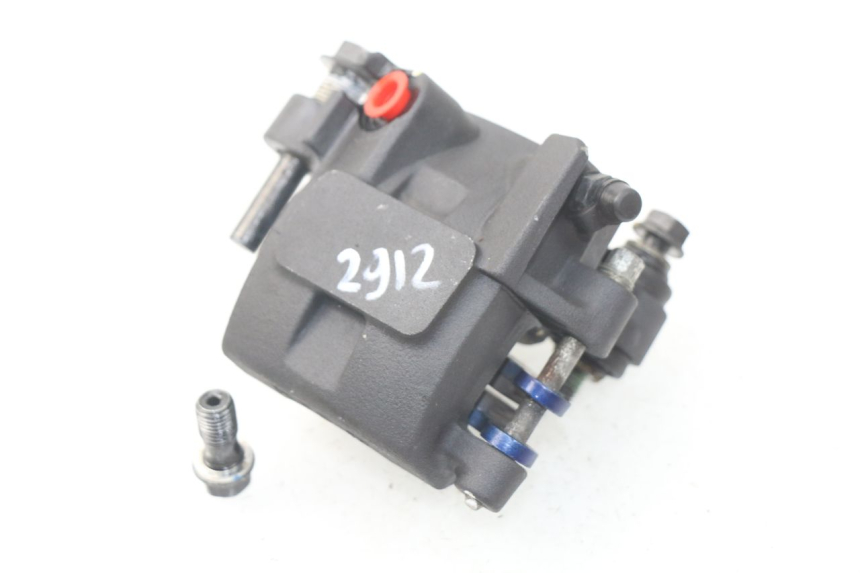 photo de ZACISK HAMULCA TYLNEGO KAWASAKI Z Z900 900 (2017 - 2019) - Zbliżenie techniczne