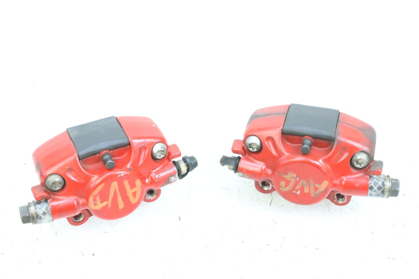 photo de ZACISK HAMULCA PRZEDNIEGO ADIVA AD3 300 (2014 - 2020) - Widok główny