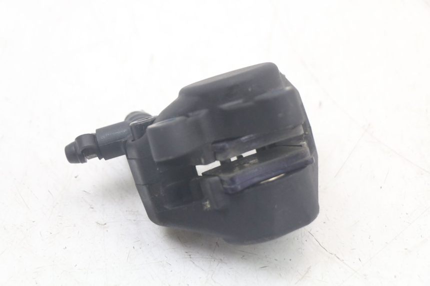 photo de ZACISK HAMULCA PRZEDNIEGO YAMAHA AEROX 2T 50 (2013 - 2017) - Inny kąt widzenia