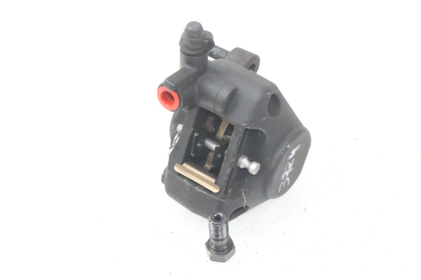 photo de ZACISK HAMULCA PRZEDNIEGO YAMAHA AEROX NAKED 2T 50 (2013 - 2017) - Zbliżenie techniczne