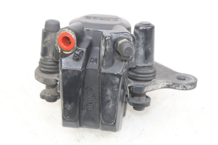 photo de ZACISK HAMULCA PRZEDNIEGO KYMCO AGILITY 16+ 4T 50 (2018 - 2023) - Zbliżenie techniczne