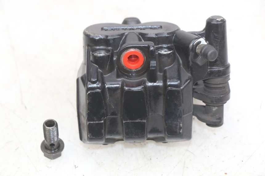 photo de ZACISK HAMULCA PRZEDNIEGO KYMCO AGILITY NAKED RENOUVO 2T 50 (2011 - 2018) - Zbliżenie techniczne