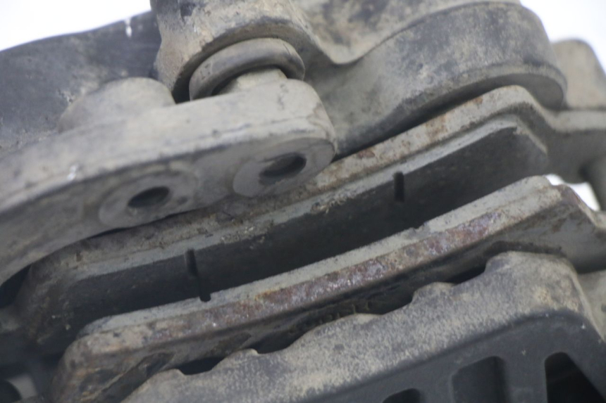 photo de ZACISK HAMULCA PRZEDNIEGO APRILIA ATLANTIC 125 (2003 - 2009) - Stan powierzchni