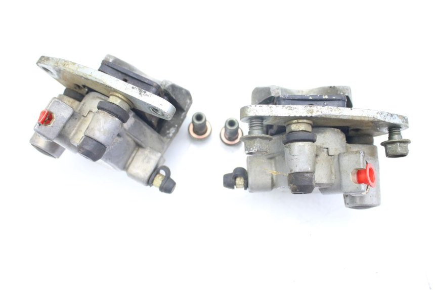 photo de ZACISK HAMULCA PRZEDNIEGO YAMAHA BLASTER 200 (2003 - 2007) - Zbliżenie techniczne