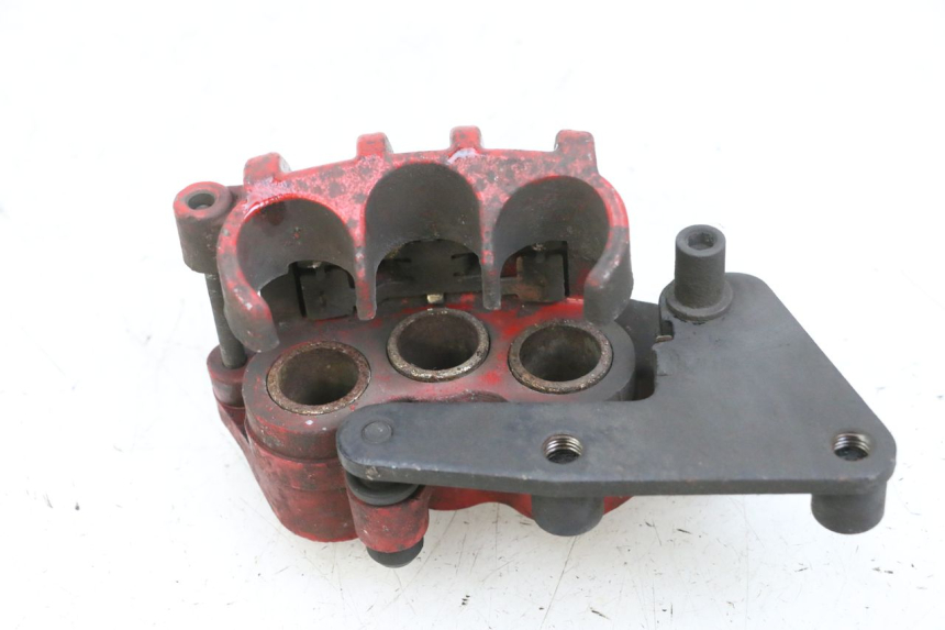 photo de ZACISK HAMULCA PRZEDNIEGO KSR CODE 125 (2018 - 2020) - Zbliżenie techniczne