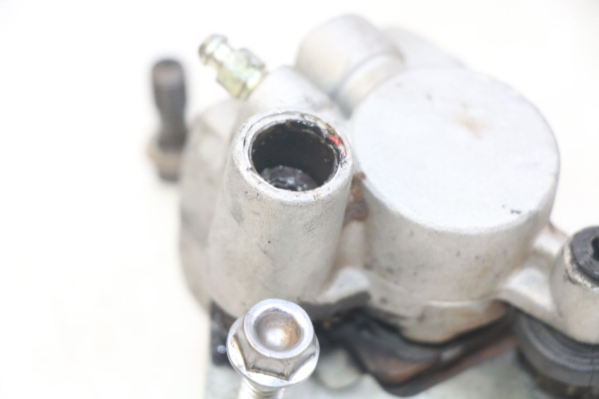 photo de ZACISK HAMULCA PRZEDNIEGO HONDA CR 80 (2001 - 2003) - Zoom stanu zużycia