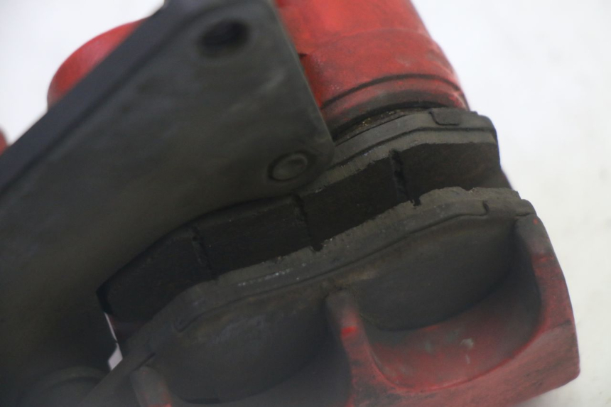 photo de ZACISK HAMULCA PRZEDNIEGO SYM CROX 4T 50 (2016 - 2023) - Punkty mocowania