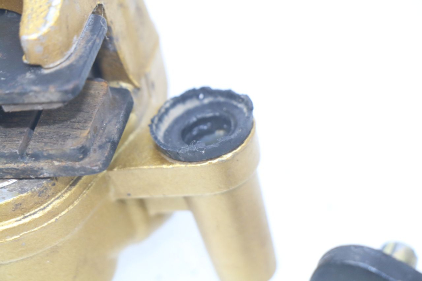 photo de ZACISK HAMULCA PRZEDNIEGO CCR DIRT BIKE 125 - Zbliżenie techniczne