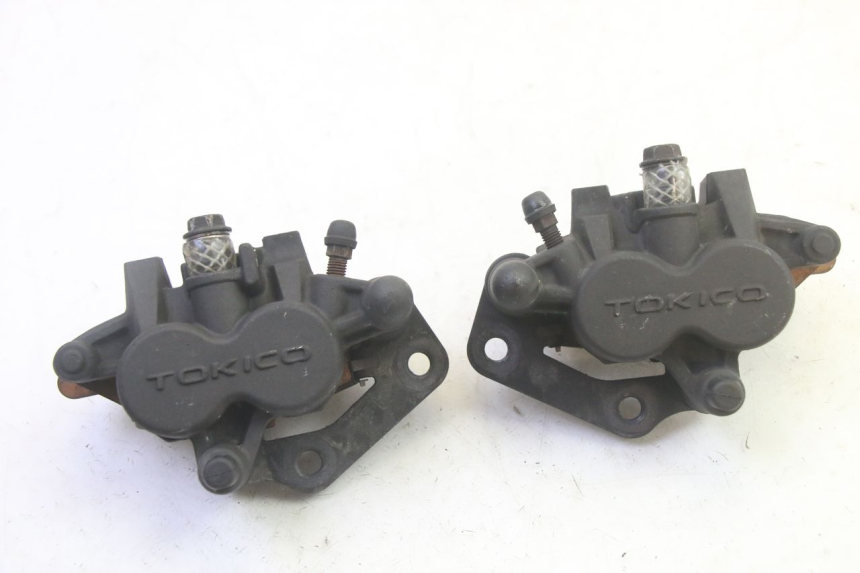 photo de ZACISK HAMULCA PRZEDNIEGO SUZUKI DL V STROM 1000 (2002 - 2007) - Widok główny