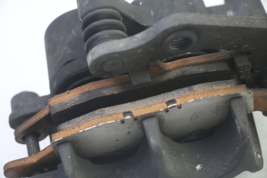 photo de ZACISK HAMULCA PRZEDNIEGO SUZUKI DL V STROM 1000 (2002 - 2007) - Szczegóły charakterystyczne