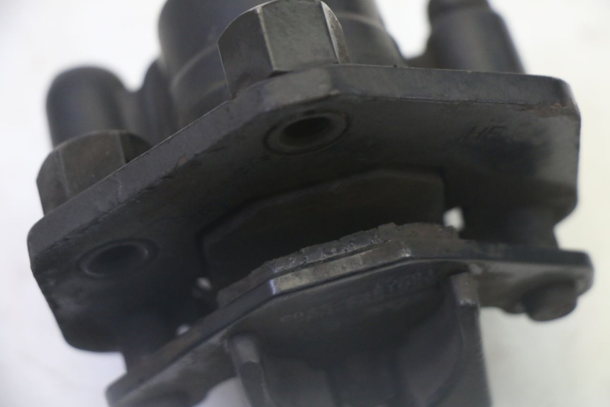 photo de ZACISK HAMULCA PRZEDNIEGO PEUGEOT ELYSTAR 50 (2002 - 2014) - Punkty mocowania