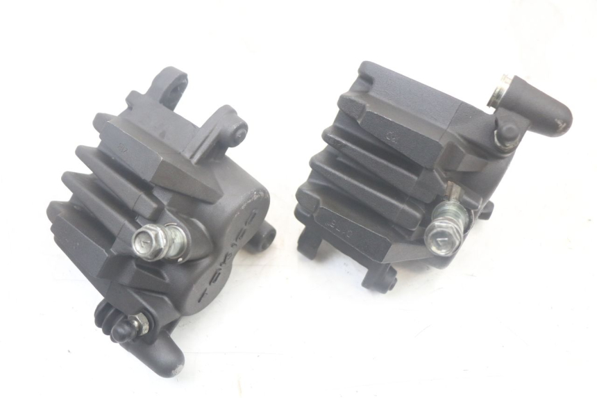 photo de ZACISK HAMULCA PRZEDNIEGO KAWASAKI ER-6 ER6 N 650 (2012 - 2016) - Inny kąt widzenia