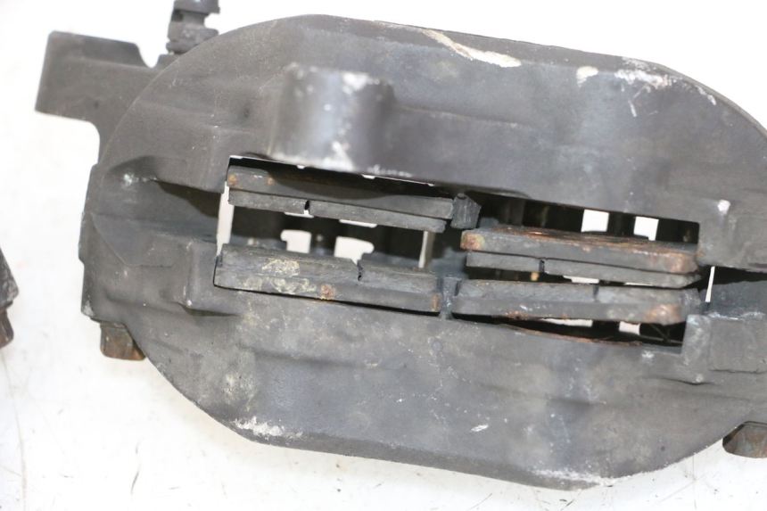 photo de ZACISK HAMULCA PRZEDNIEGO YAMAHA FJR ABS 1300 (2016 - 2020) - Zoom stanu zużycia