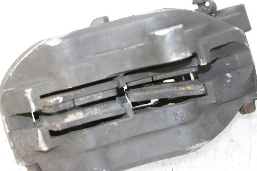 photo de ZACISK HAMULCA PRZEDNIEGO YAMAHA FJR ABS 1300 (2016 - 2020) - Inny kąt widzenia