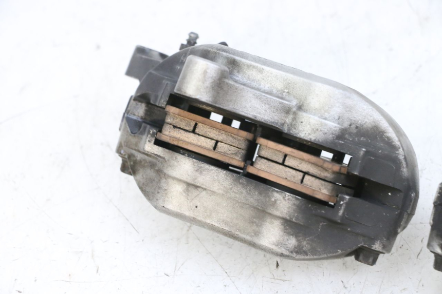 photo de ZACISK HAMULCA PRZEDNIEGO YAMAHA FJR ABS 1300 (2006 - 2012) - Zoom stanu zużycia