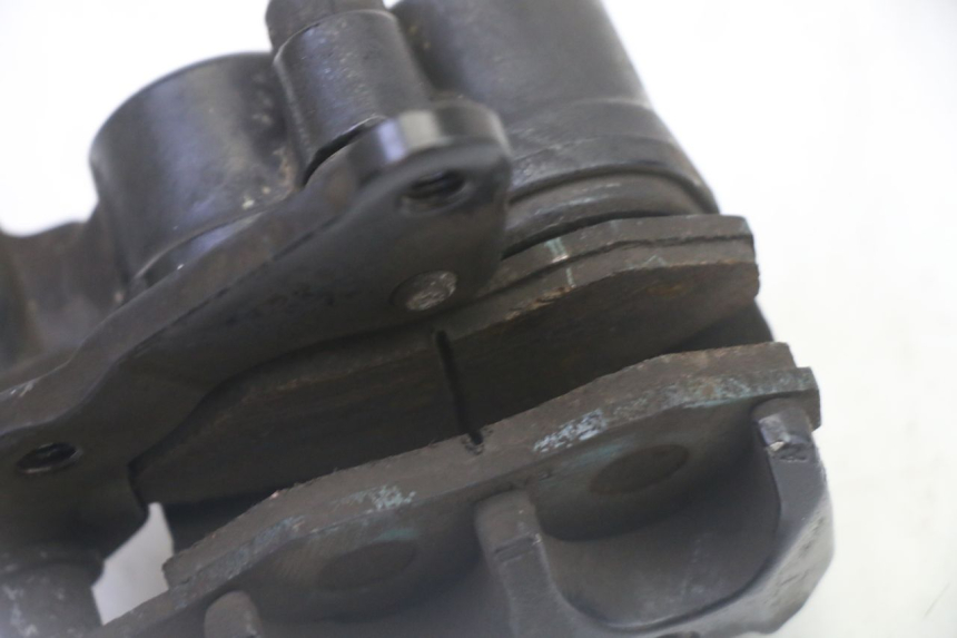 photo de ZACISK HAMULCA PRZEDNIEGO PIAGGIO FLY 2T 50 (2004 - 2017) - Punkty mocowania