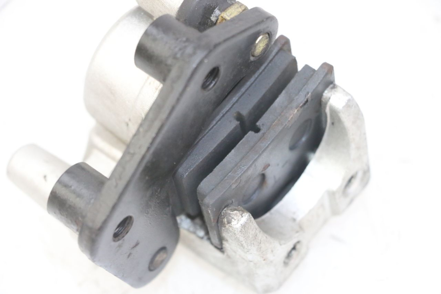 photo de ZACISK HAMULCA PRZEDNIEGO VENESI FLY RETRO 4T 50 (2020 - 2025) - Zbliżenie techniczne