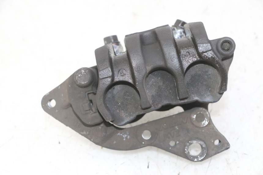 photo de ZACISK HAMULCA PRZEDNIEGO HONDA FORZA ABS 300 (2013 - 2017) - Zbliżenie techniczne