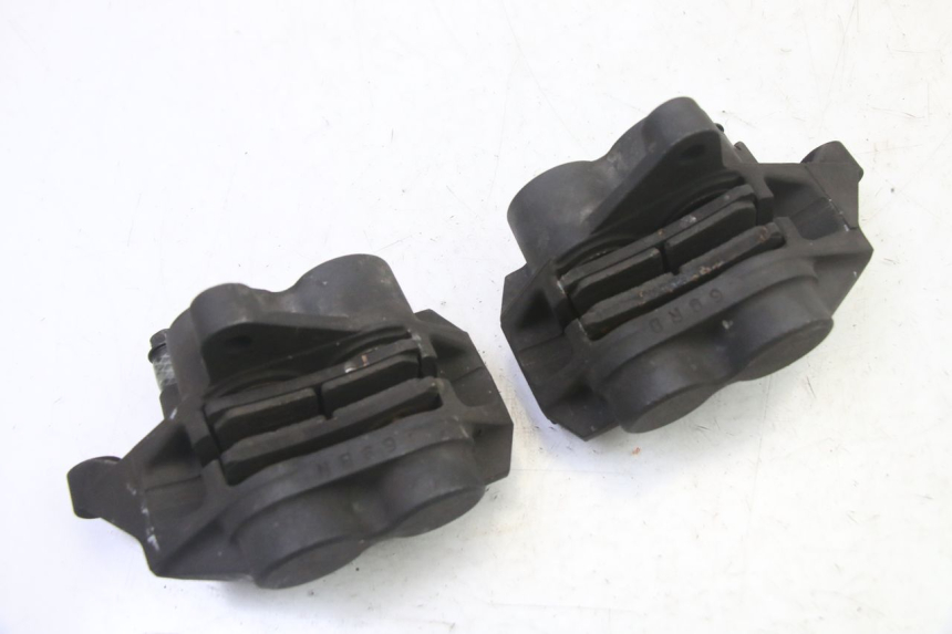 photo de ZACISK HAMULCA PRZEDNIEGO YAMAHA FZ6 FAZER S2 600 (2007 - 2011) - Punkty mocowania