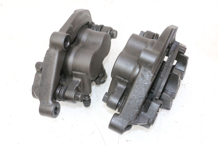 photo de ZACISK HAMULCA PRZEDNIEGO YAMAHA FZ6 N FAZER 600 (2004 - 2006) - Szczegół części