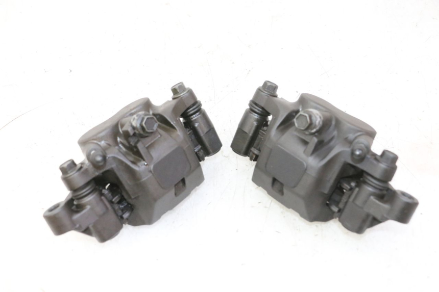 photo de ZACISK HAMULCA PRZEDNIEGO YAMAHA FZ6 N FAZER 600 (2004 - 2006) - Punkty mocowania