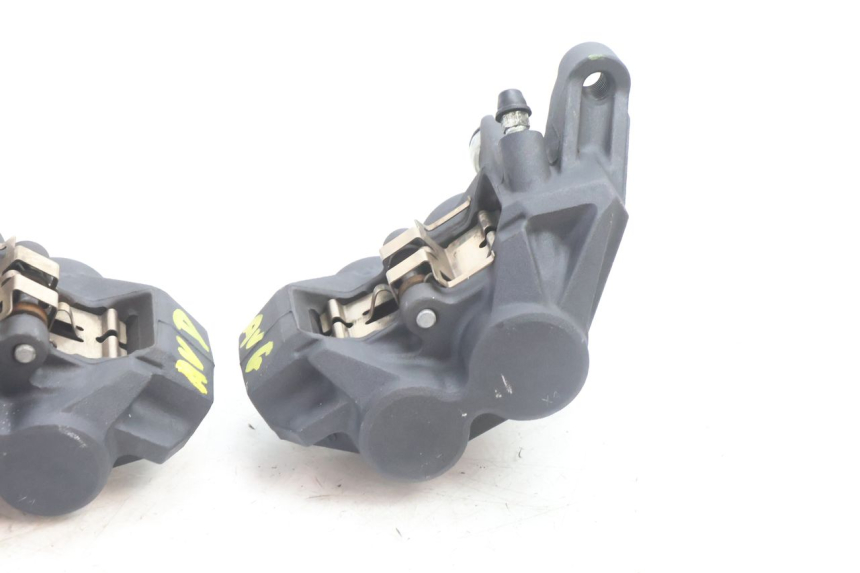 photo de ZACISK HAMULCA PRZEDNIEGO YAMAHA FZ8 800 (2010 - 2016) - Część sprawdzona